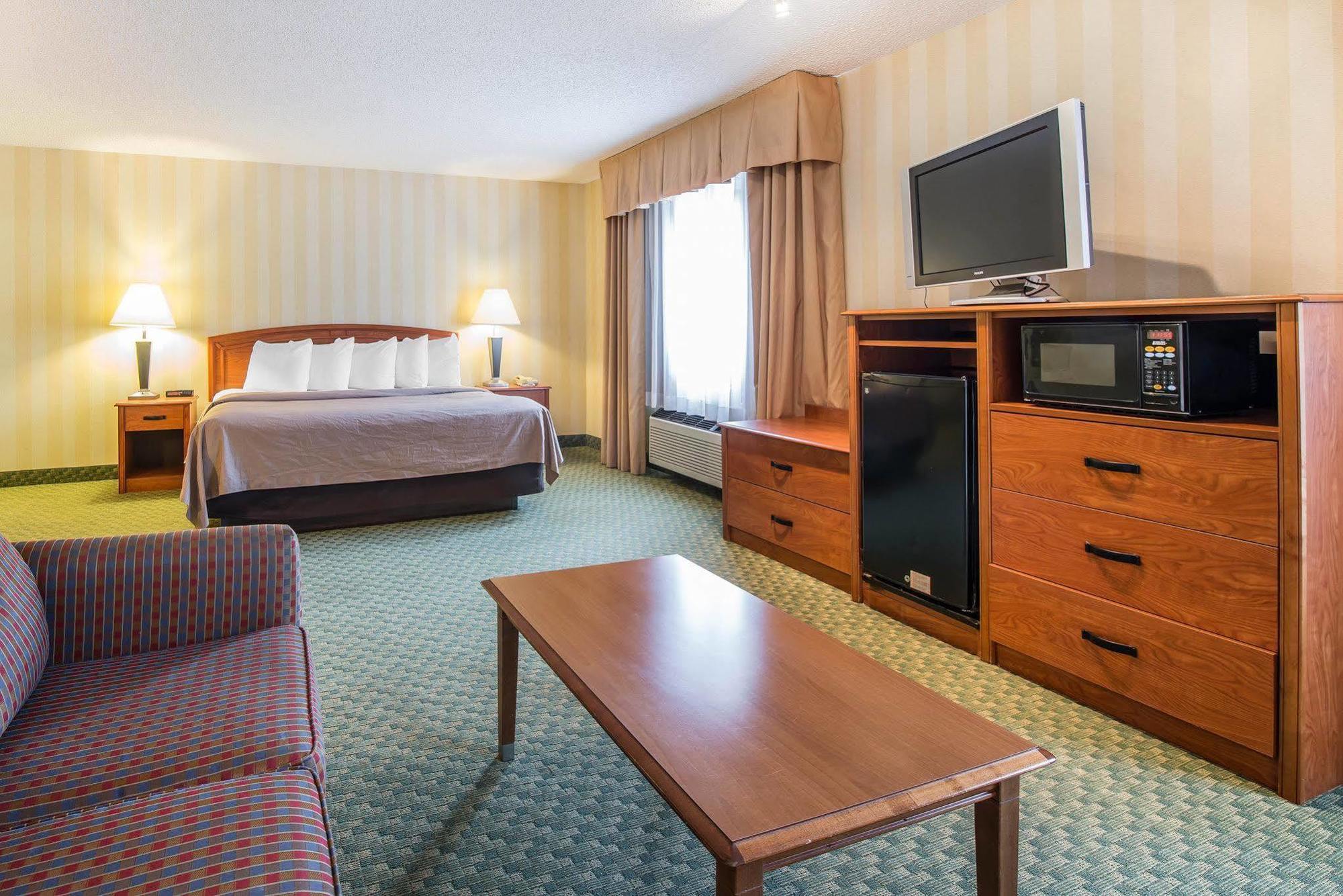 קולורדו ספרינגס Quality Inn Airport מראה חיצוני תמונה