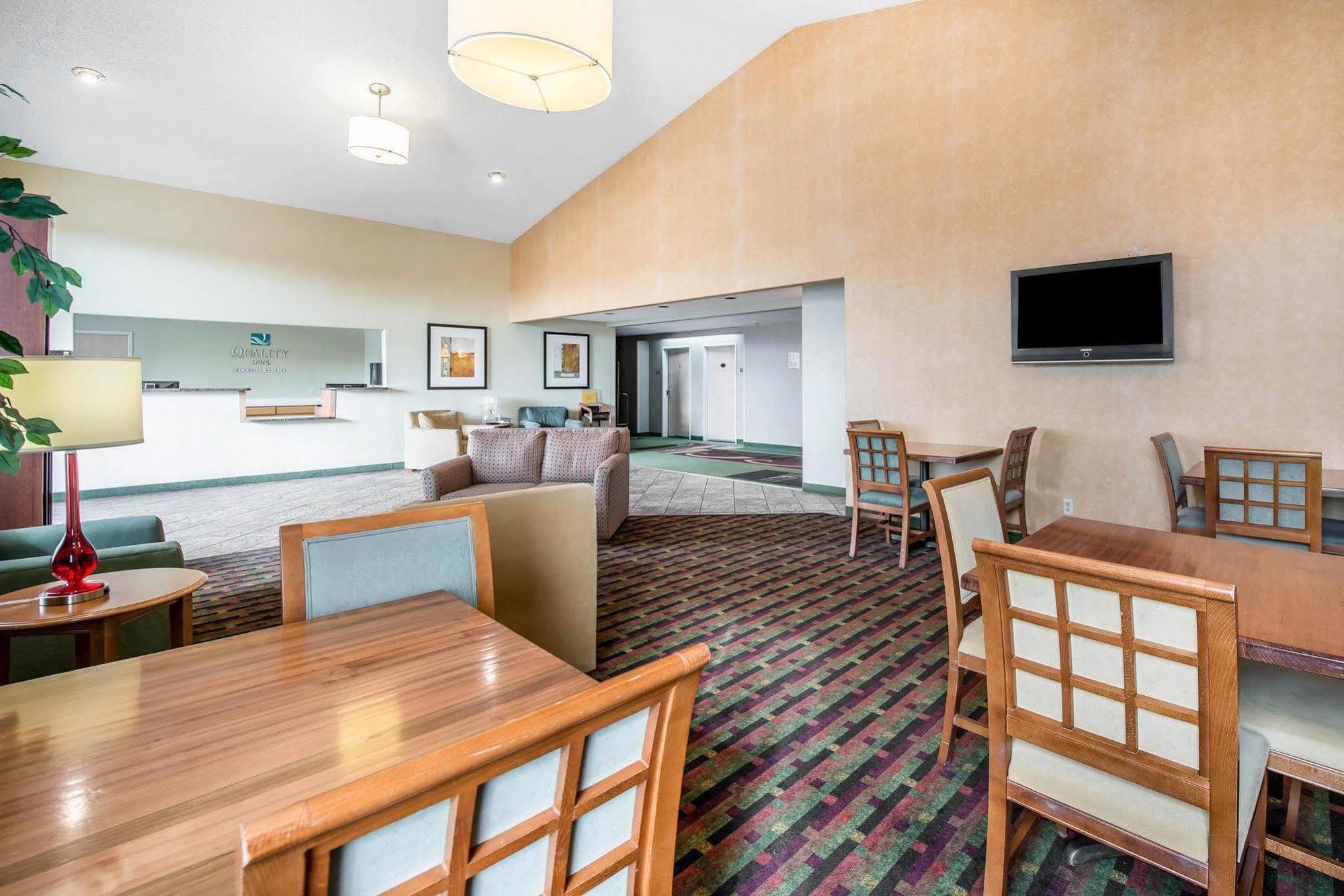 קולורדו ספרינגס Quality Inn Airport מראה חיצוני תמונה